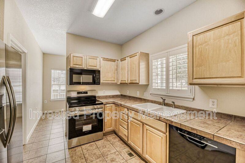 1500 Wild Cat Mountain Rd - Photo 5 of 20