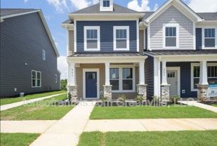 203 Dalmatian Dr - Photo 1 of 1