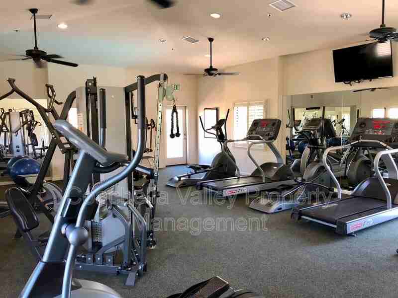 233 Villorrio Dr E #33 - Photo 5 of 45