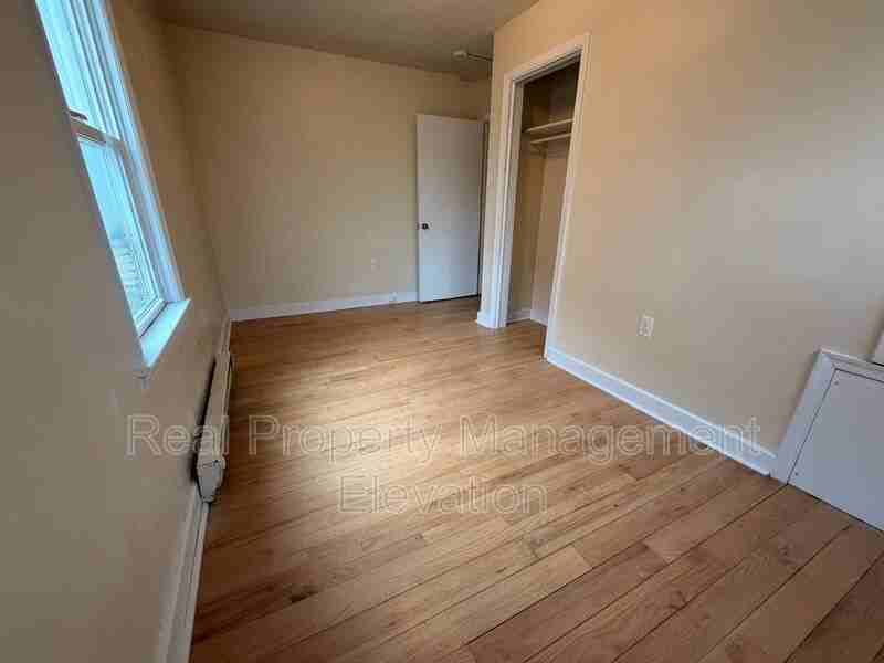 908 Florida Ave Apt B - Photo 6 of 8