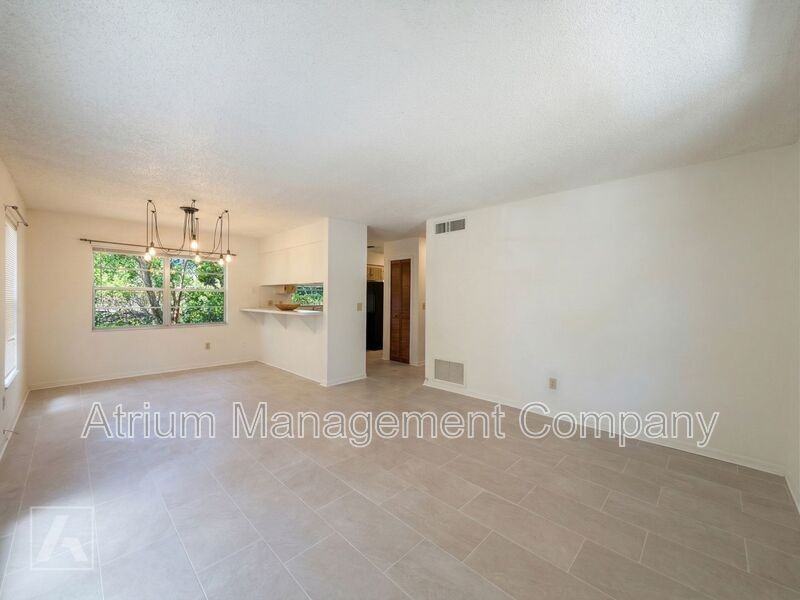 1284 Cloverlawn Ave - Photo 3 of 28