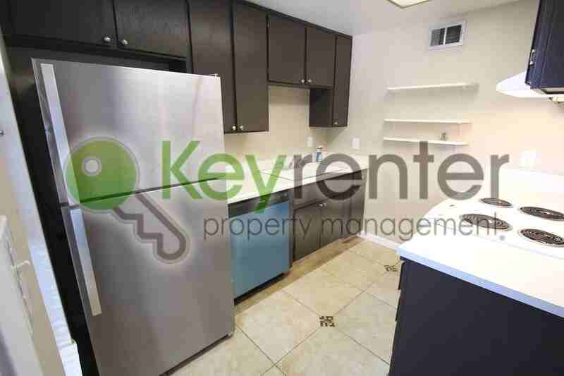 5634 Clark Ave - Photo 5 of 16