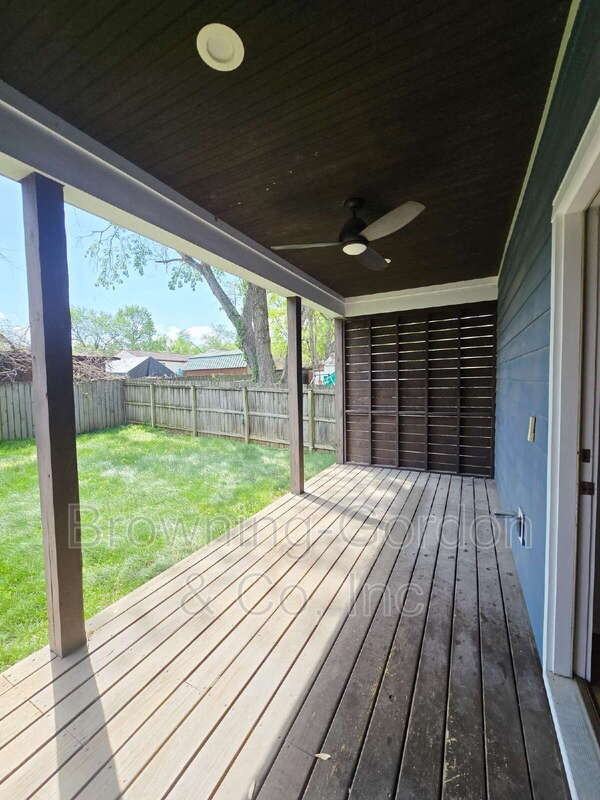 668A James Ave - Photo 6 of 17