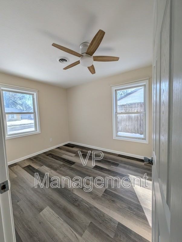 6904 N Pine St - Photo 6 of 10