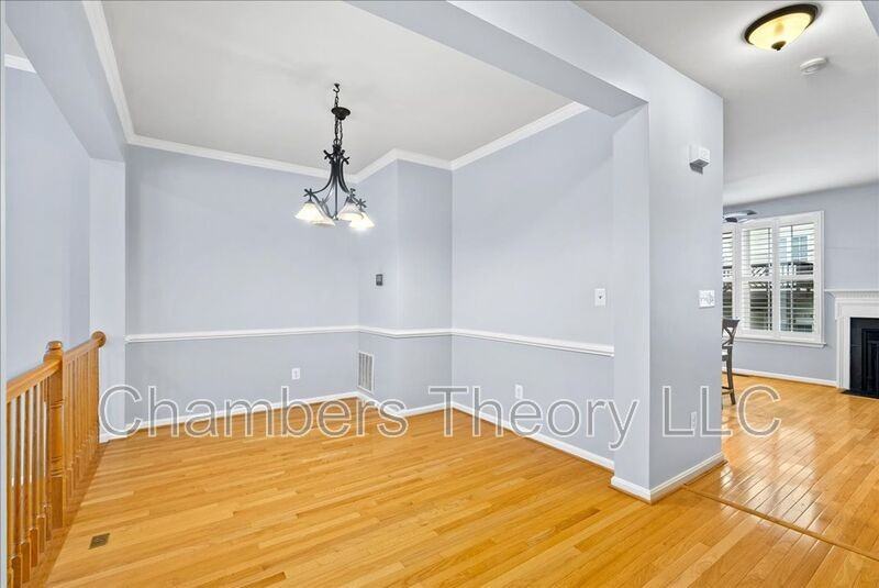 47765 Scotsborough Sq - Photo 4 of 45