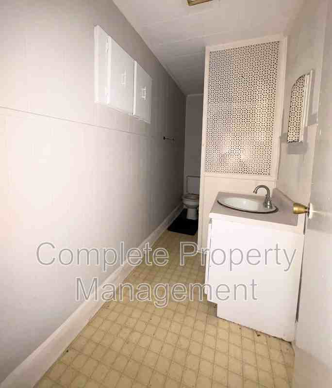 1015 11th St N - Photo 4 of 8