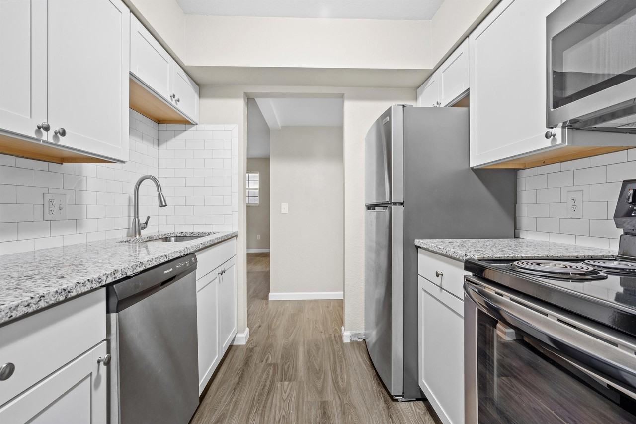 Huron River Toledo - Photo 3 of 44