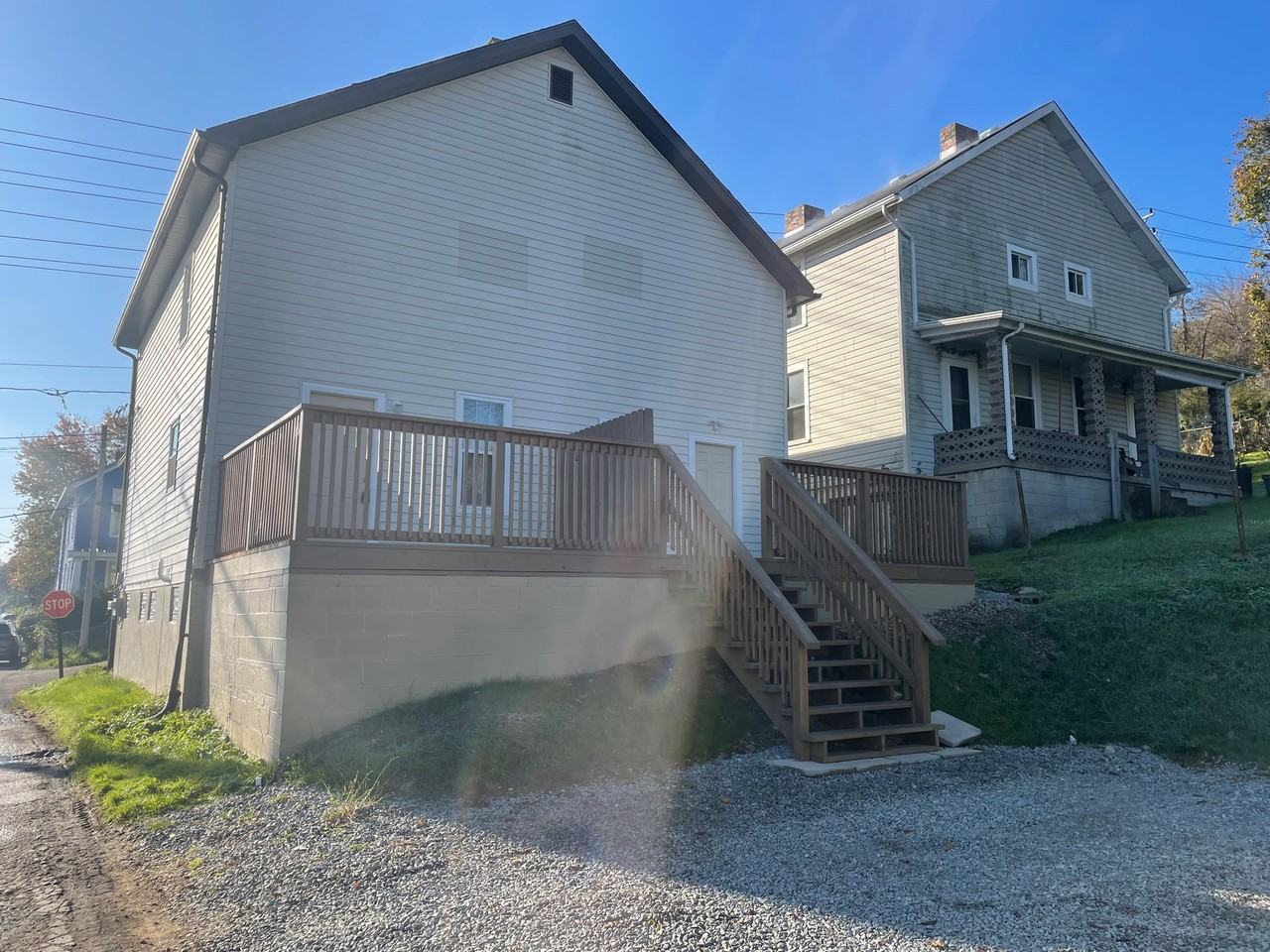 900  11th Street - Photo 2 of 18