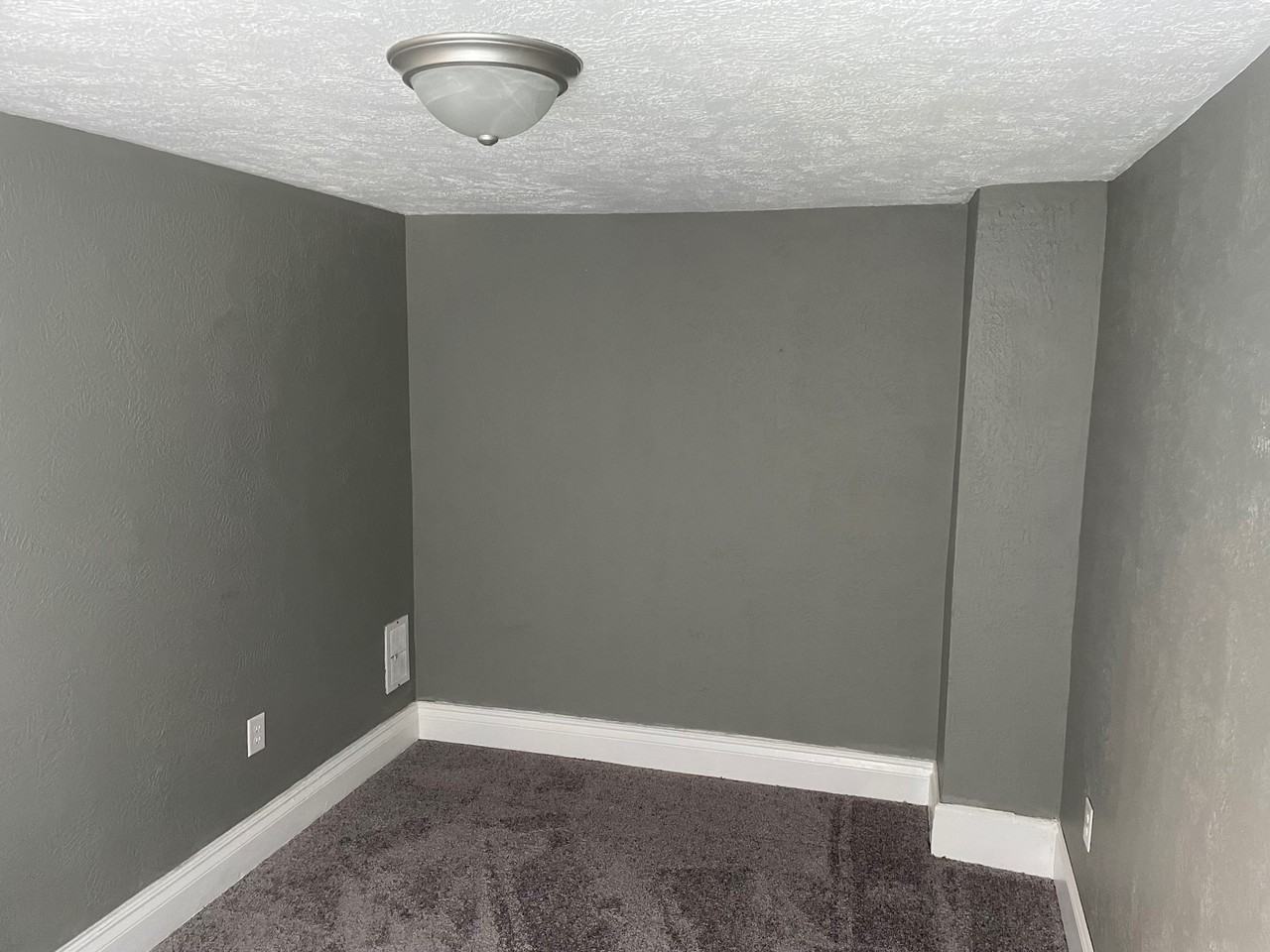 900  11th Street - Photo 7 of 18