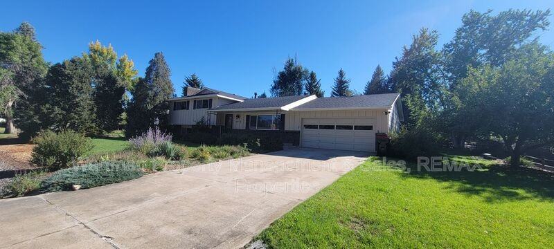 6853 Duke Dr - Photo 3 of 25