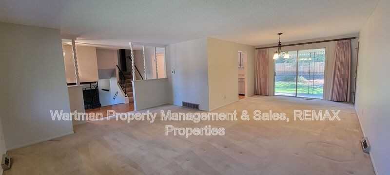 6853 Duke Dr - Photo 4 of 25