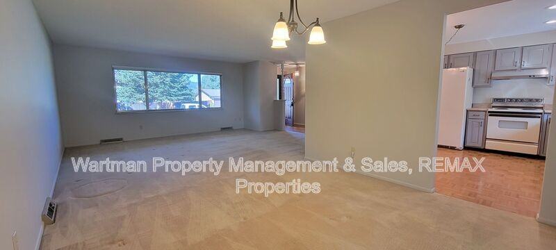 6853 Duke Dr - Photo 5 of 25