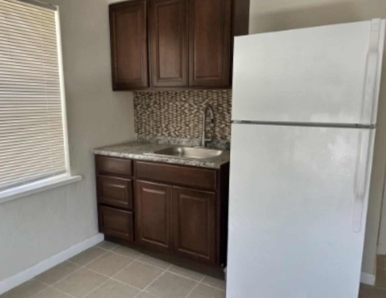 9901 Diamond Drive - Photo 2 of 7