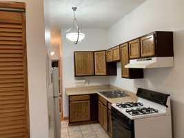 featured image of 118 Cottage St