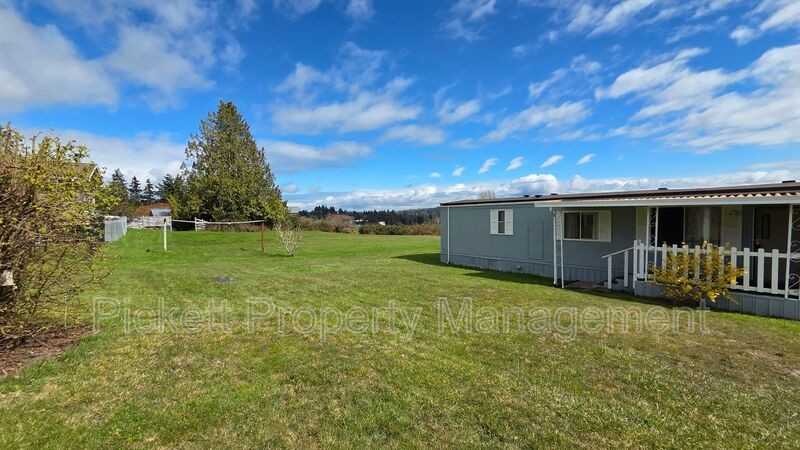 2397 Alaska Ave E - Photo 6 of 28