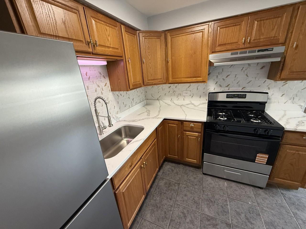 10769 South Pulaski Road - Photo 2 of 7