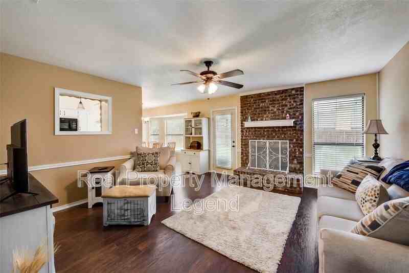 617 Main St - Photo 4 of 22