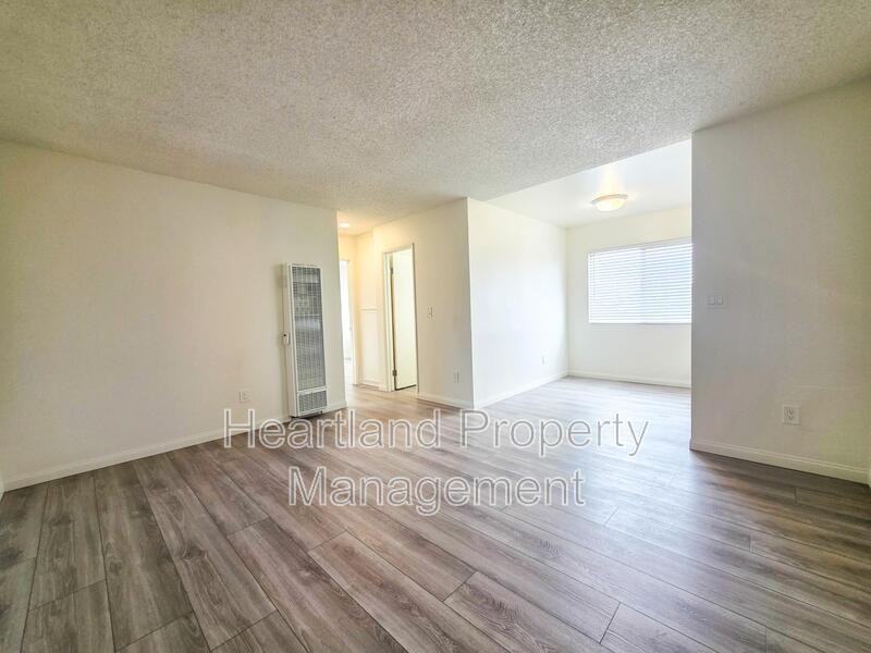 955 Imperial Beach Blvd - Photo 2 of 6
