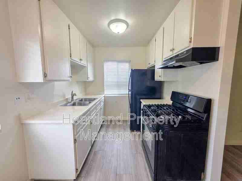 955 Imperial Beach Blvd - Photo 4 of 6