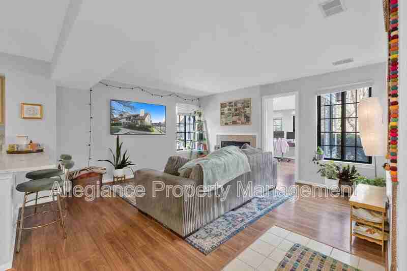 6011 Curtier Dr #D - Photo 7 of 40