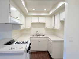 featured image of 175 S Rio Vista St