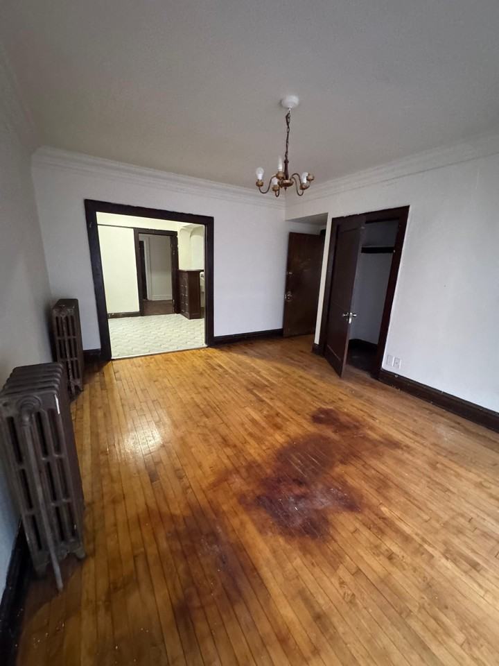 823 South 23rd Street - Photo 6 of 7