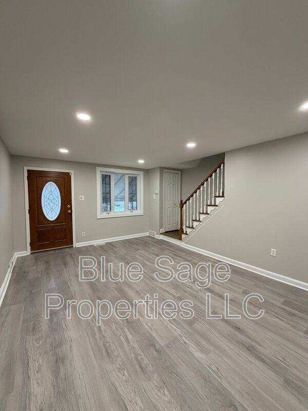 402 Rively Ave - Photo 4 of 30