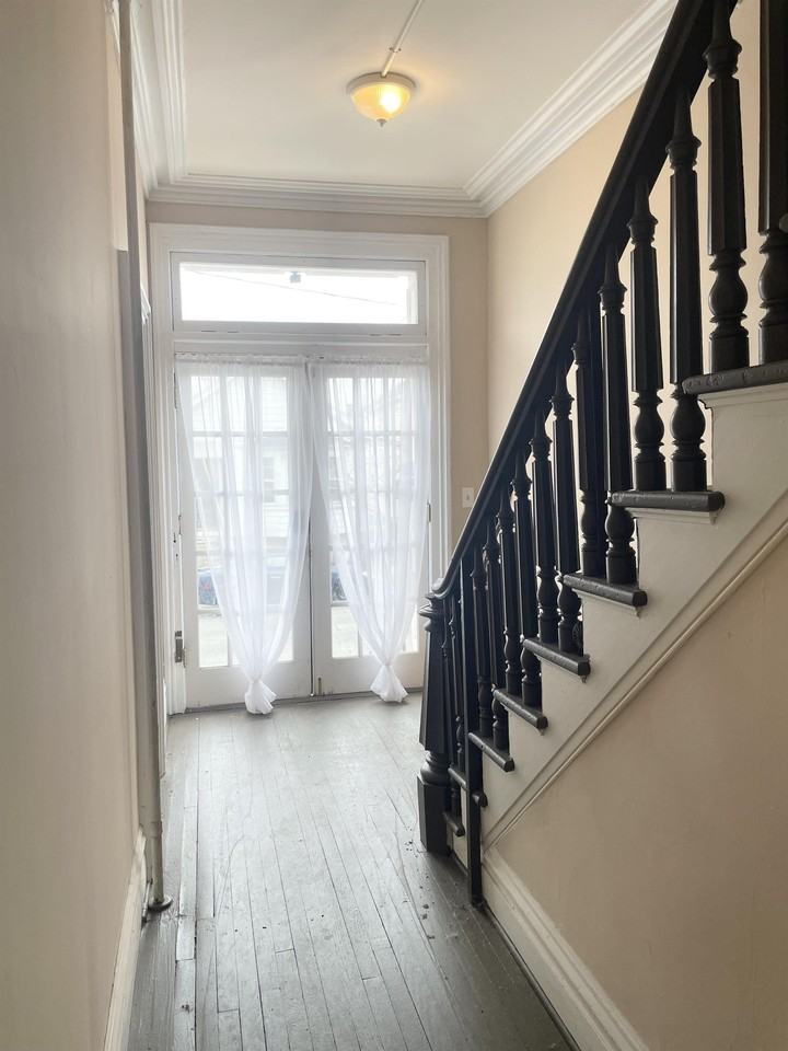 1501-1505 5th Avenue - Photo 2 of 14
