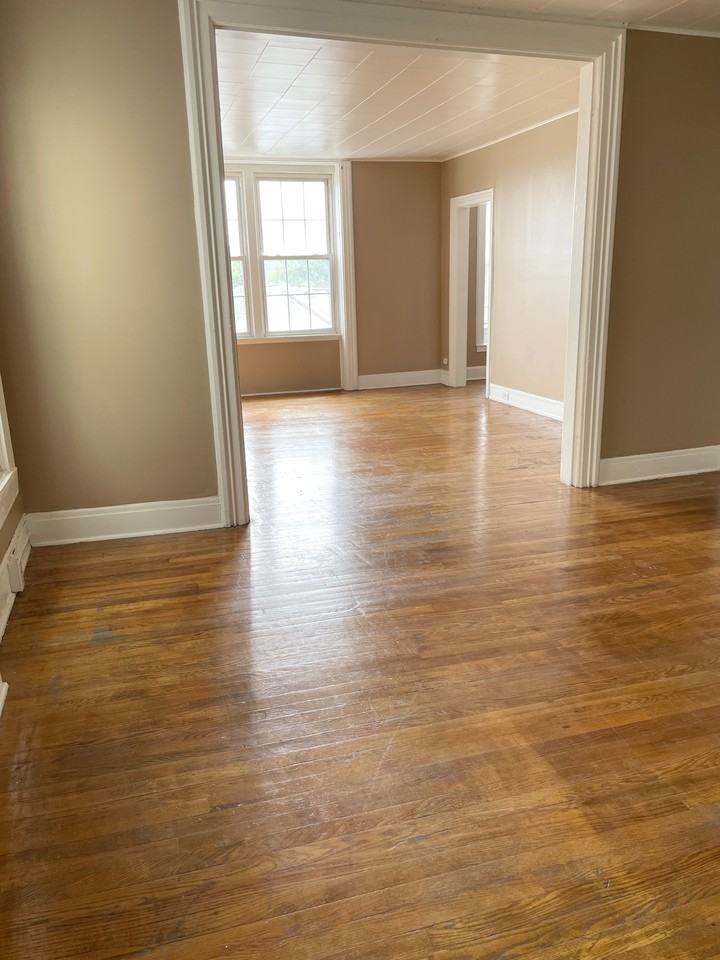 1501-1505 5th Avenue - Photo 3 of 14