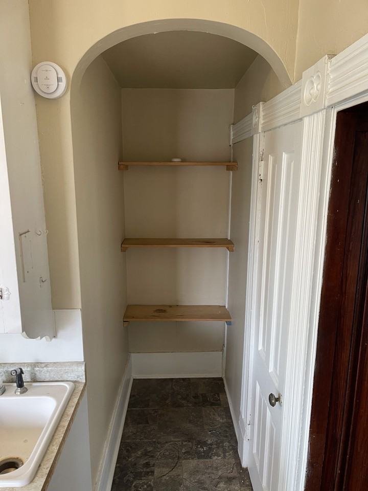 447-453 West Military Avenue - Photo 5 of 11