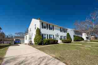 2747 South 76th Street - Photo 1 of 1