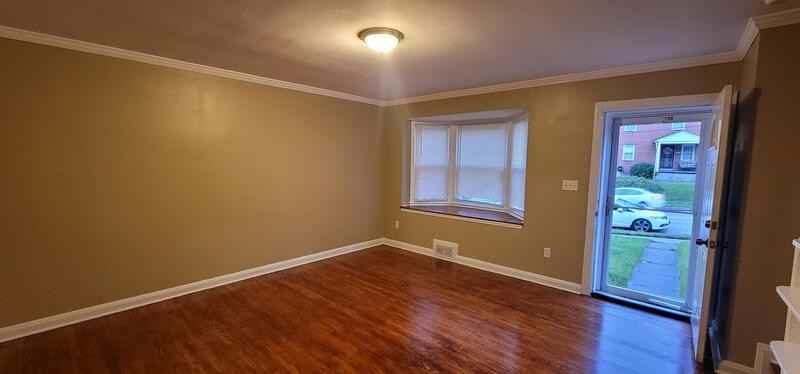 5928 Hillen Rd - Photo 3 of 22