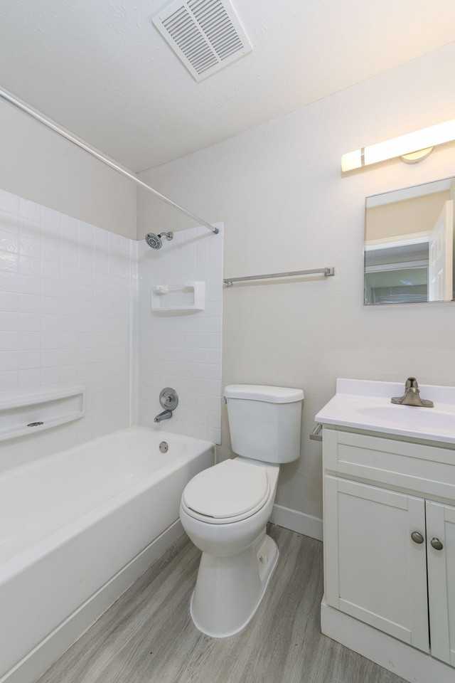 Oak Park Apartments - Photo 5 of 25