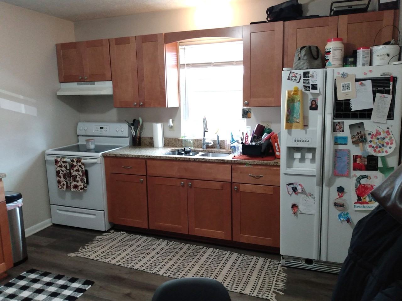 861 Buchanan Trail East - Photo 4 of 12