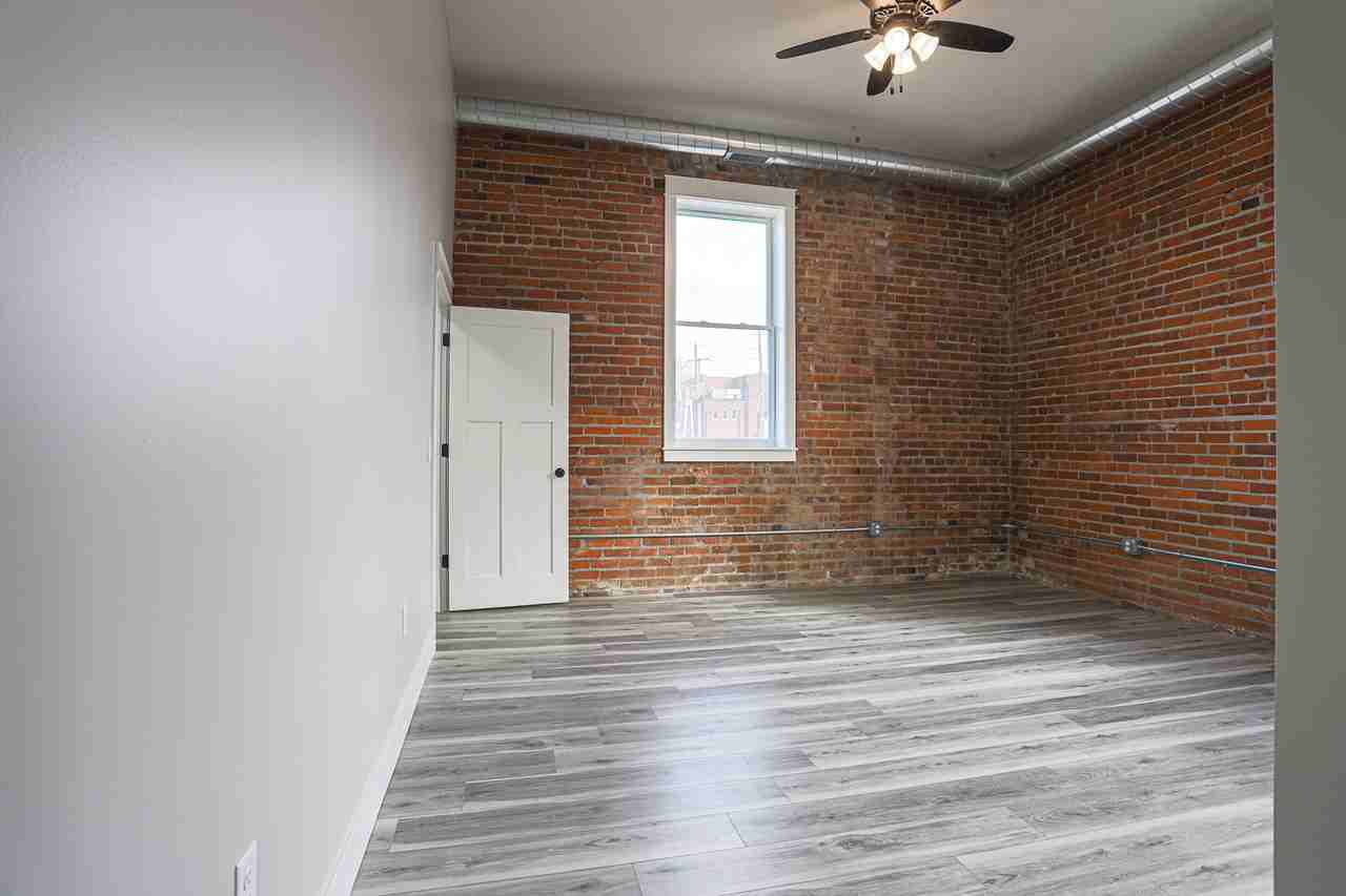 The Ford Building - Photo 7 of 50