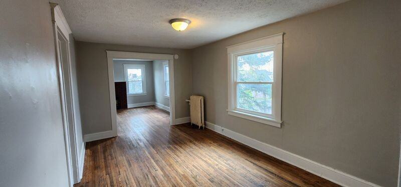 44 Genesee St #6 - Photo 5 of 10