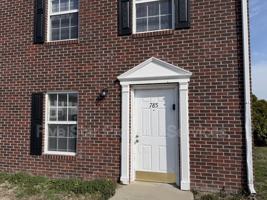 featured image of 799 Titan Ct #785