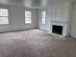 featured image of 609 13th Ave #A