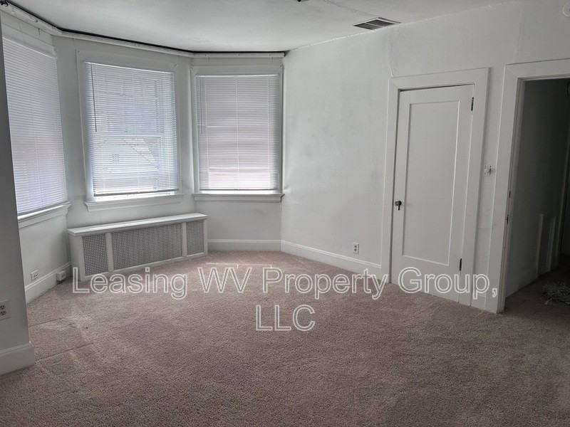 609 13th Ave #A - Photo 3 of 4