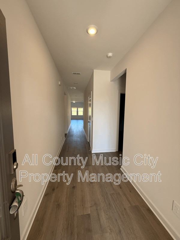 1317 Beasley Blvd - Photo 5 of 19