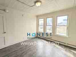 featured image of 3 Jefferson St #1