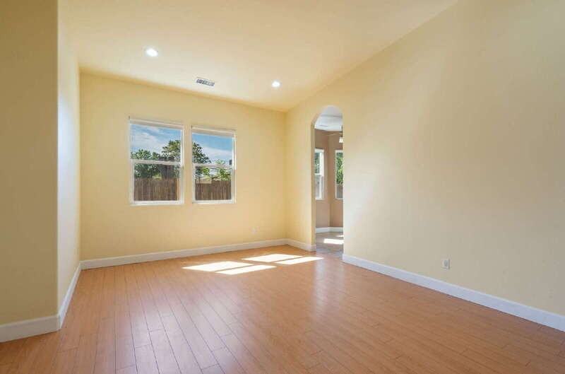 2621 Mysin Way - Photo 2 of 25