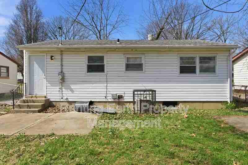 11930 Criterion Ave - Photo 4 of 25