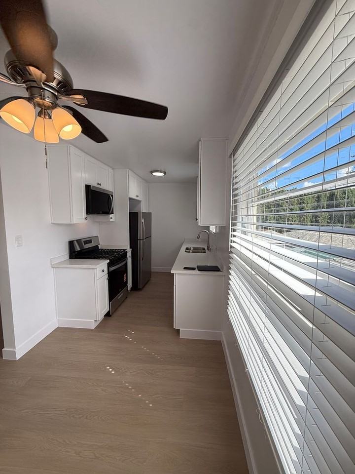 14119 Gilmore St. - Photo 2 of 17