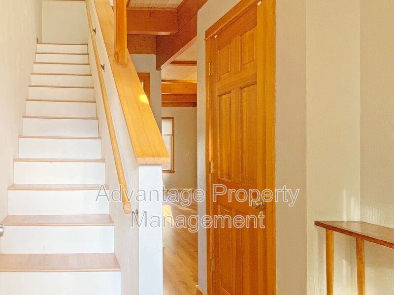 149 Ne Powderhorn Dr - Photo 3 of 24