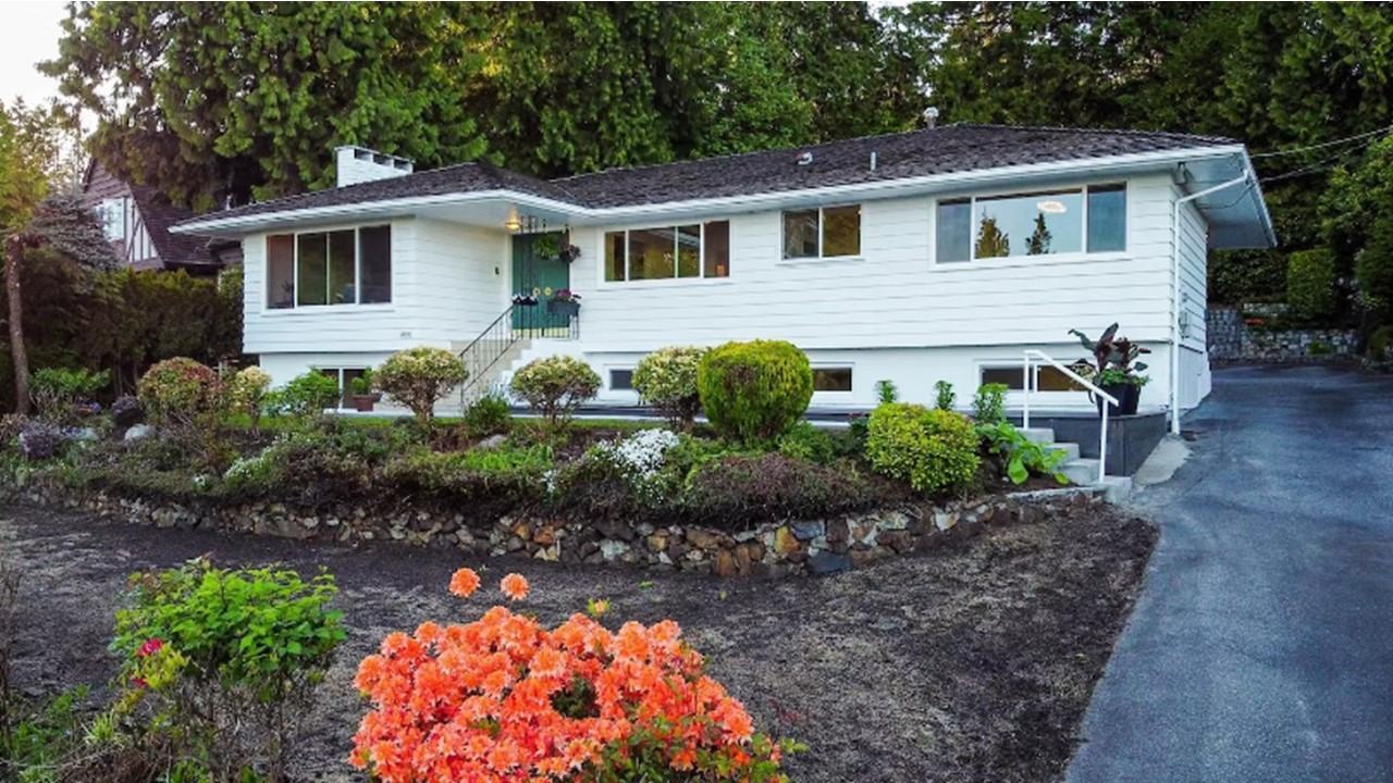 1895 Rosebery Avenue - Photo 2 of 12