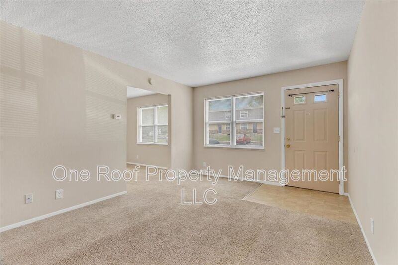 701 Linwood Dr #B15