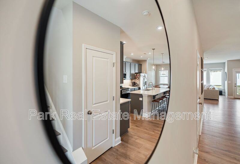 69 Balfour Run - Photo 7 of 37