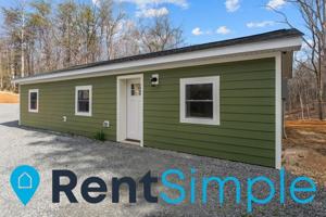 featured image of 5541 Sperryville Pike #C