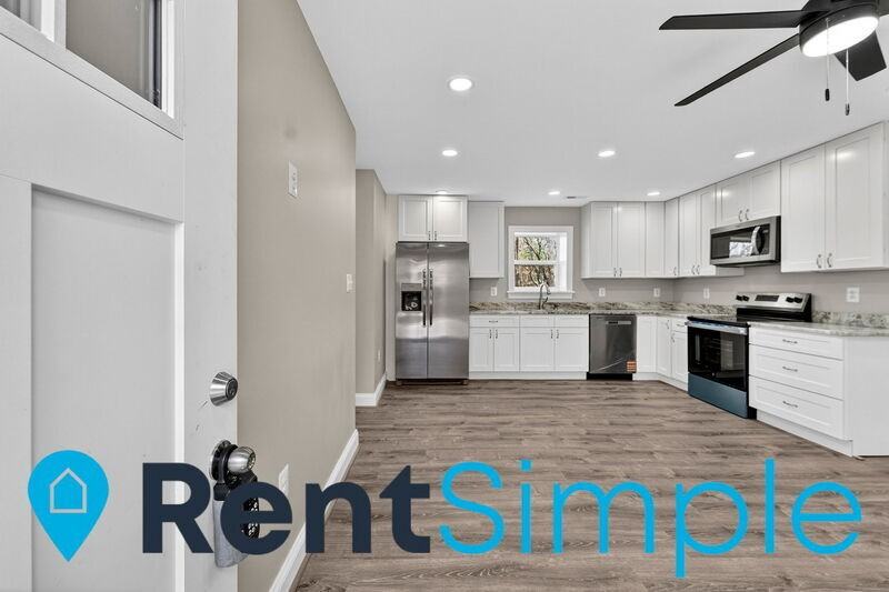 5541 Sperryville Pike #C - Photo 3 of 31